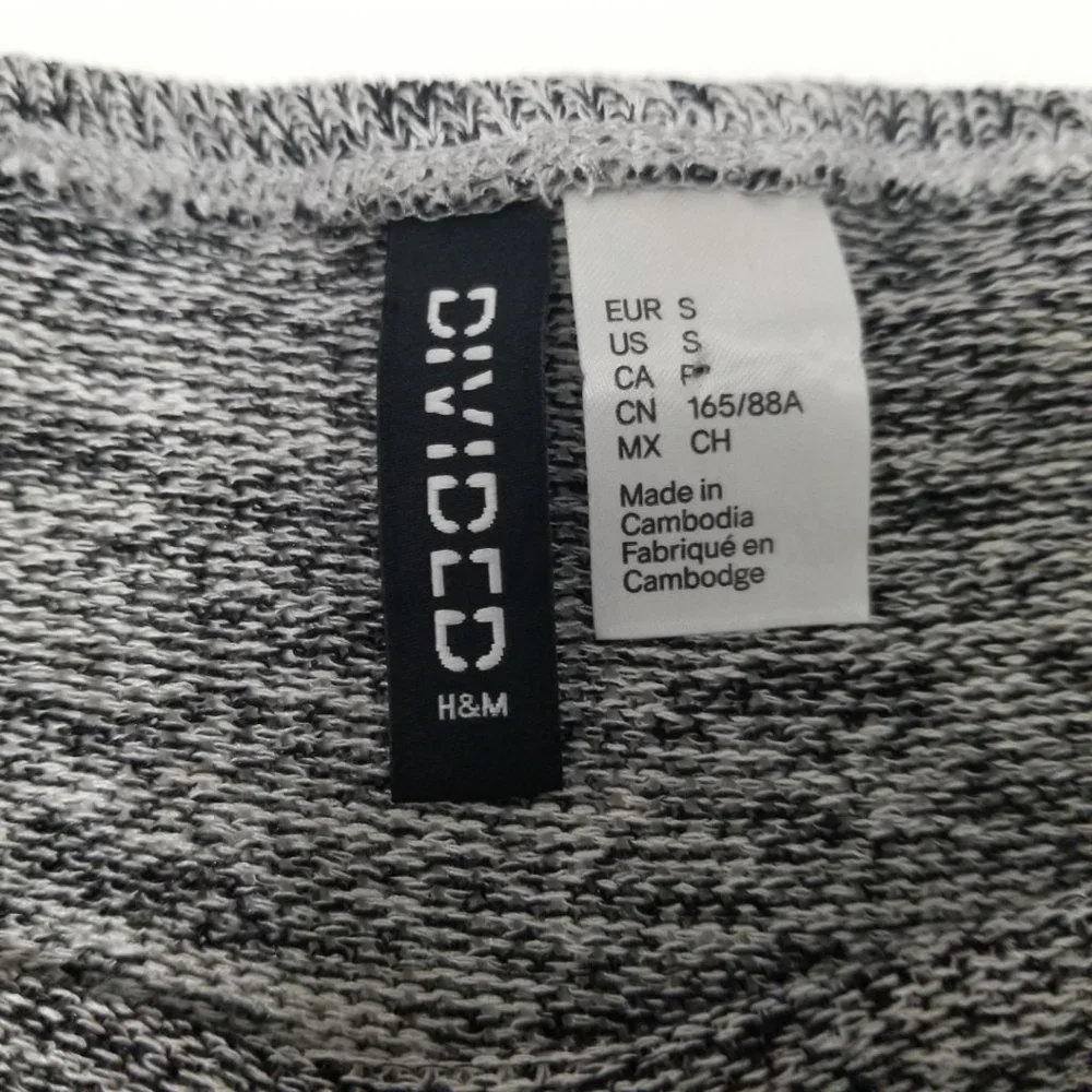 Divided by H&M Long Sleeve Top - Picture 5 of 14